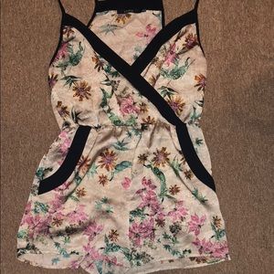Cute romper!